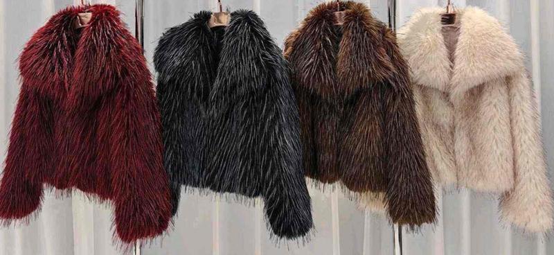 Ecopelliccia donna Miss Kiss all'ingrosso modello MS-23 - L&Y