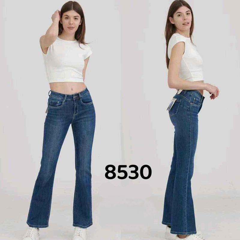 Jeans donna Lovely Star all'ingrosso modello A8530 - L&Y