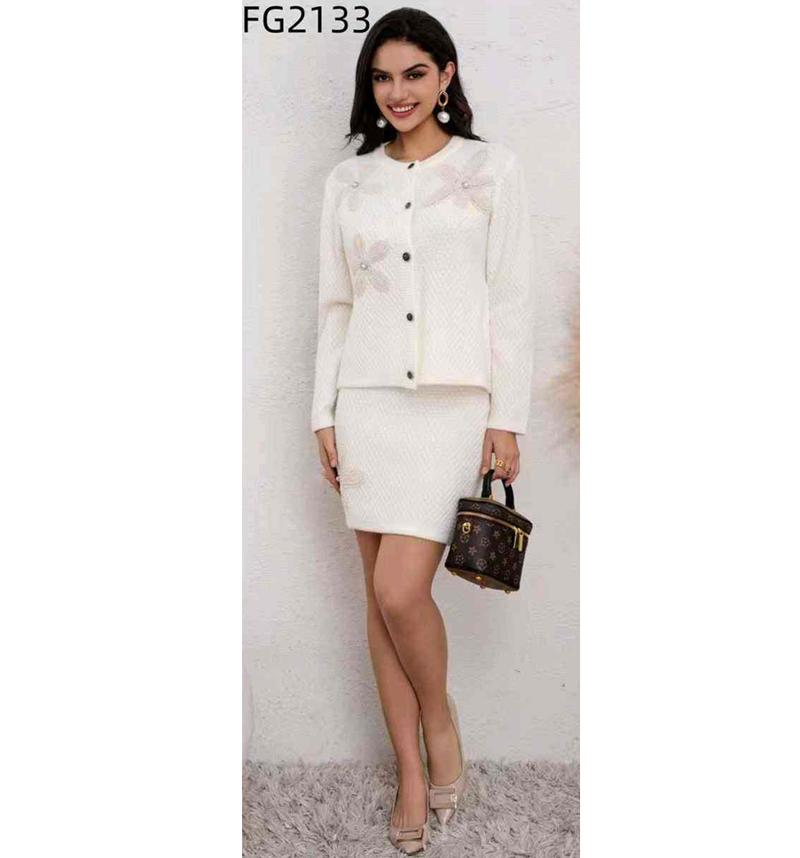 Completo donna Flex moda all'ingrosso modello FG-2133 - L&Y