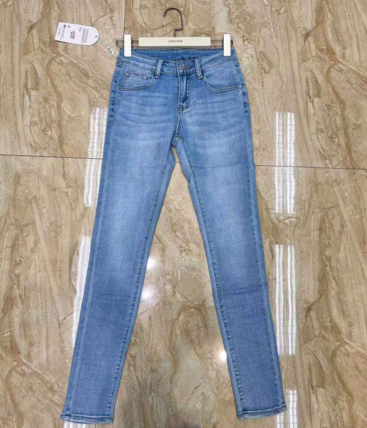 Jeans donna Nove & Nove all'ingrosso modello F2664 - L&Y