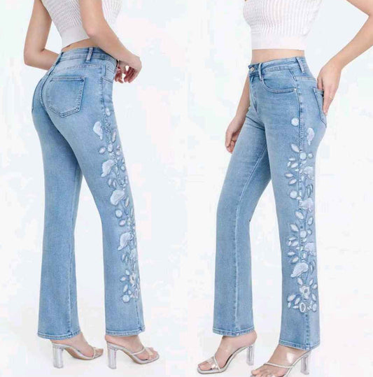 Jeans taglia comoda donna Nove & Nove all'ingrosso modello F2631 - L&Y